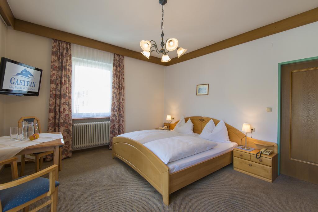 Haus Friedrichsburg - Bergbahnen Von Mai Bis November Inklusive Hotel Bad Hofgastein Ruang foto